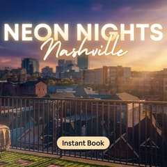 Rooftop Deck & Skyline Views • Nashville 2BR Sleeps 6