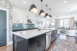 2 Rooftop Homes | Hot Tub & Fire Pit | Sleeps 24 - Image 4