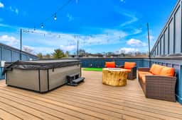 2 Rooftop Hot Tub Homes | Sleeps 24 | Nashville - Image 5