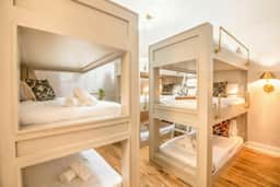Nashville rooftop skyline views near Broadway • sleeps 12 - Image 3