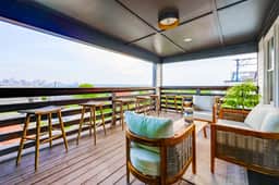 Nashville hot tub & mini golf home, sleeps 12 - Image 5