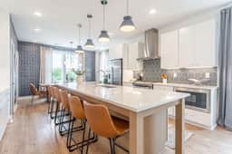 2 Nashville Homes | Shared Rooftop Hot Tub | Sleeps 24 - Image 4