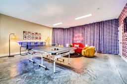 Eras-inspired rooftop hot tub house | sleeps 12 - Image 3