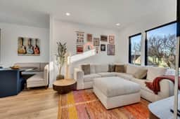 4 Homes, 4 Rooftop Decks & Hot Tubs, Sleeps 48 - Image 3