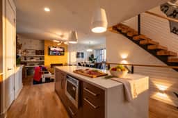 Nashville karaoke house near the Gulch, sleeps 12 - Image 2