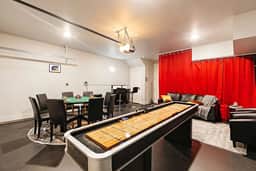 Vegas-themed townhouse near downtown Nashville | Sleeps 12 - Image 3
