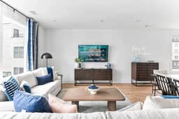 2 Homes | Rooftop Hot Tub & Fire Pit | Sleeps 20 - Image 3