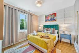 Rooftop deck, shuffleboard & pool table, sleeps 12 - Image 4