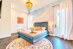 Taylor-inspired home | rooftop hot tub | sleeps 12 - Image 4