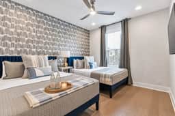 Pet-friendly 4BR sleeps 12 near Broadway Nashville - Image 2