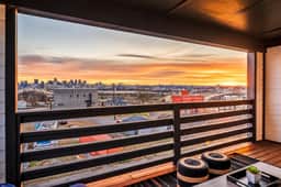 Nashville game room house • balcony • sleeps 12 - Image 3
