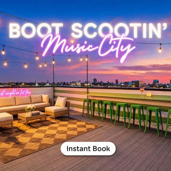 Rooftop deck & fire pit house - Nashville - Sleeps 12 - Image 1