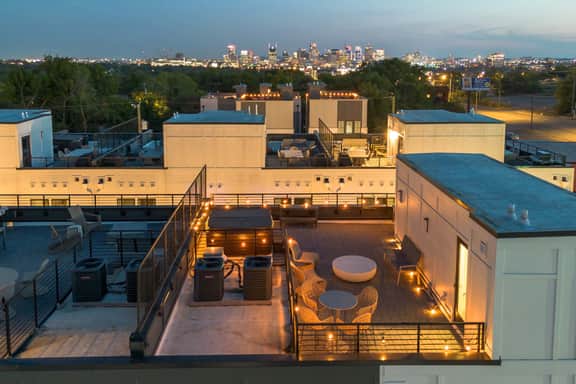 2 Rooftop Homes | Hot Tub & Fire Pit | Sleeps 24 - Image 5