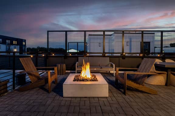 Bold Design 4BR House Near Broadway | Sleeps 12 - Image 5