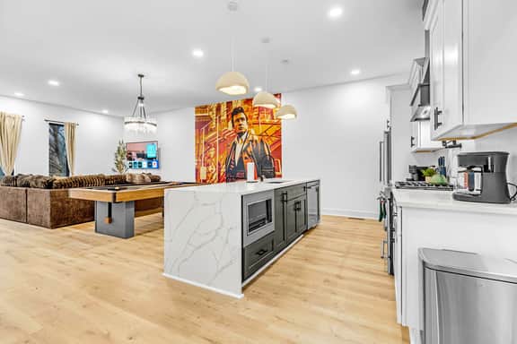 2 Rooftop Hot Tub Homes | Sleeps 24 | Nashville - Image 3