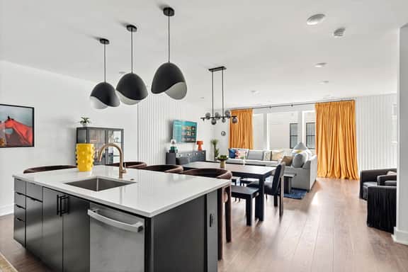 2 Homes | Rooftop Hot Tub & Fire Pit | Sleeps 20 - Image 4