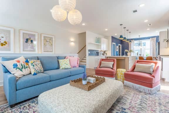2 Nashville Homes | Shared Rooftop Hot Tub | Sleeps 24 - Image 3