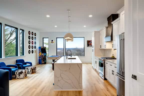 2 Nashville Homes | Rooftop Hot Tubs | Sleeps 24 - Image 4
