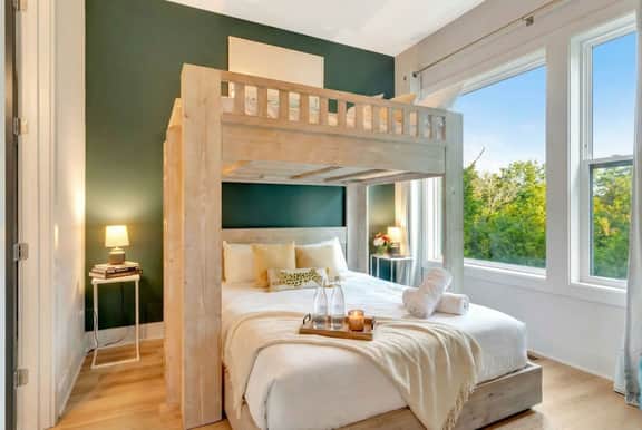 Rooftop Deck House | Sleeps 12 | Garage | Nashville - Image 2