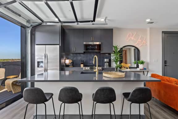 2 Homes, Rooftop Deck | Sleeps 8 | Nashville - Image 5