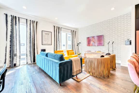Taylor-inspired home | rooftop hot tub | sleeps 12 - Image 3