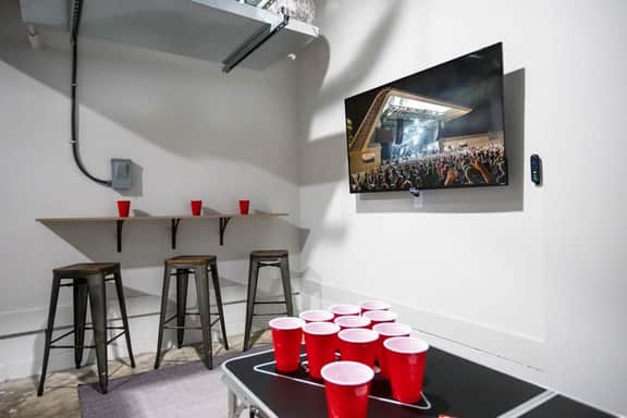 Music City themed home | ping pong garage | sleeps 12 - Image 5