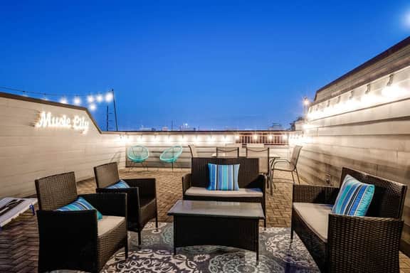Nashville game room home, sleeps 10 near Parthenon - Image 2
