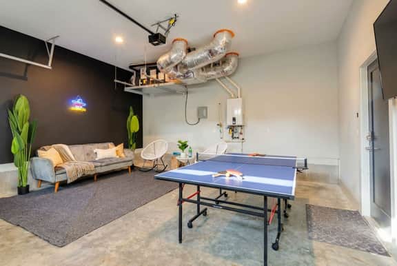 Nashville ping pong game room home, sleeps 12 - Image 5