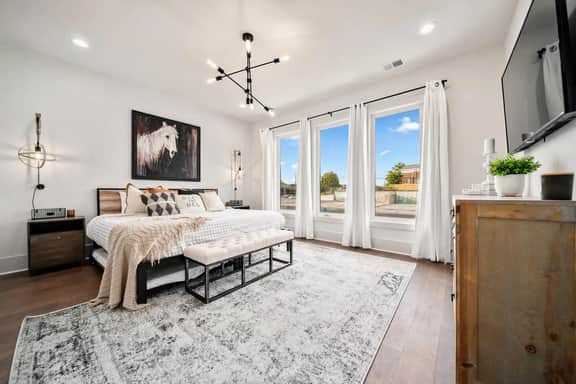 East Nashville game room house | sleeps 12 - Image 5