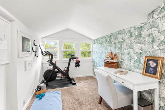 East Nashville craftsman - sleeps 10 - media room - Image 3