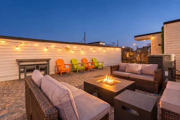 Nashville-themed house, 12 South & Gulch, sleeps 12 - Image 5
