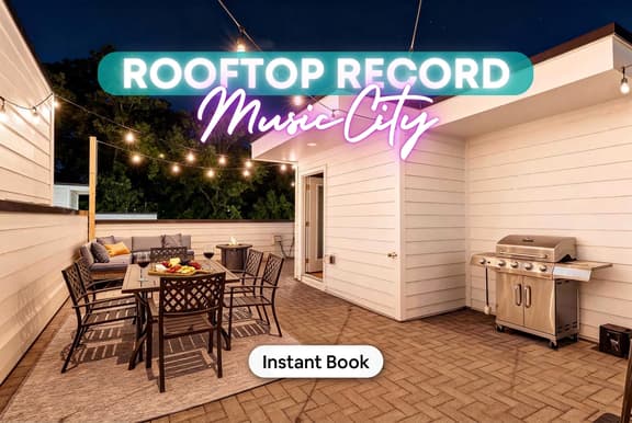 Rooftop deck house near downtown Nashville, sleeps 12 - Image 1