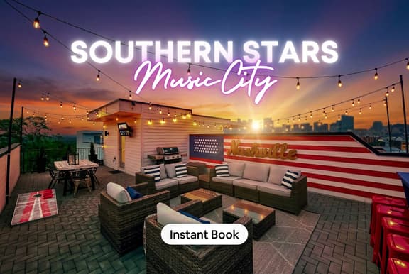 Rooftop deck, shuffleboard & pool table, sleeps 12 - Image 1